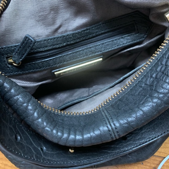 Elizabeth James Hobo Black Leather Bag - Picture 2 of 3